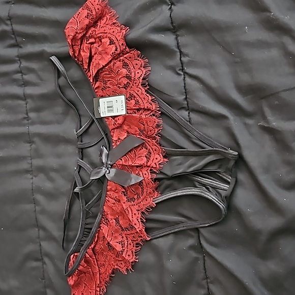 Frederick's of Hollywood,NWT, Jade Crotchless Panty in Syrah/Black Plus 1X NWT - Picture 4 of 8